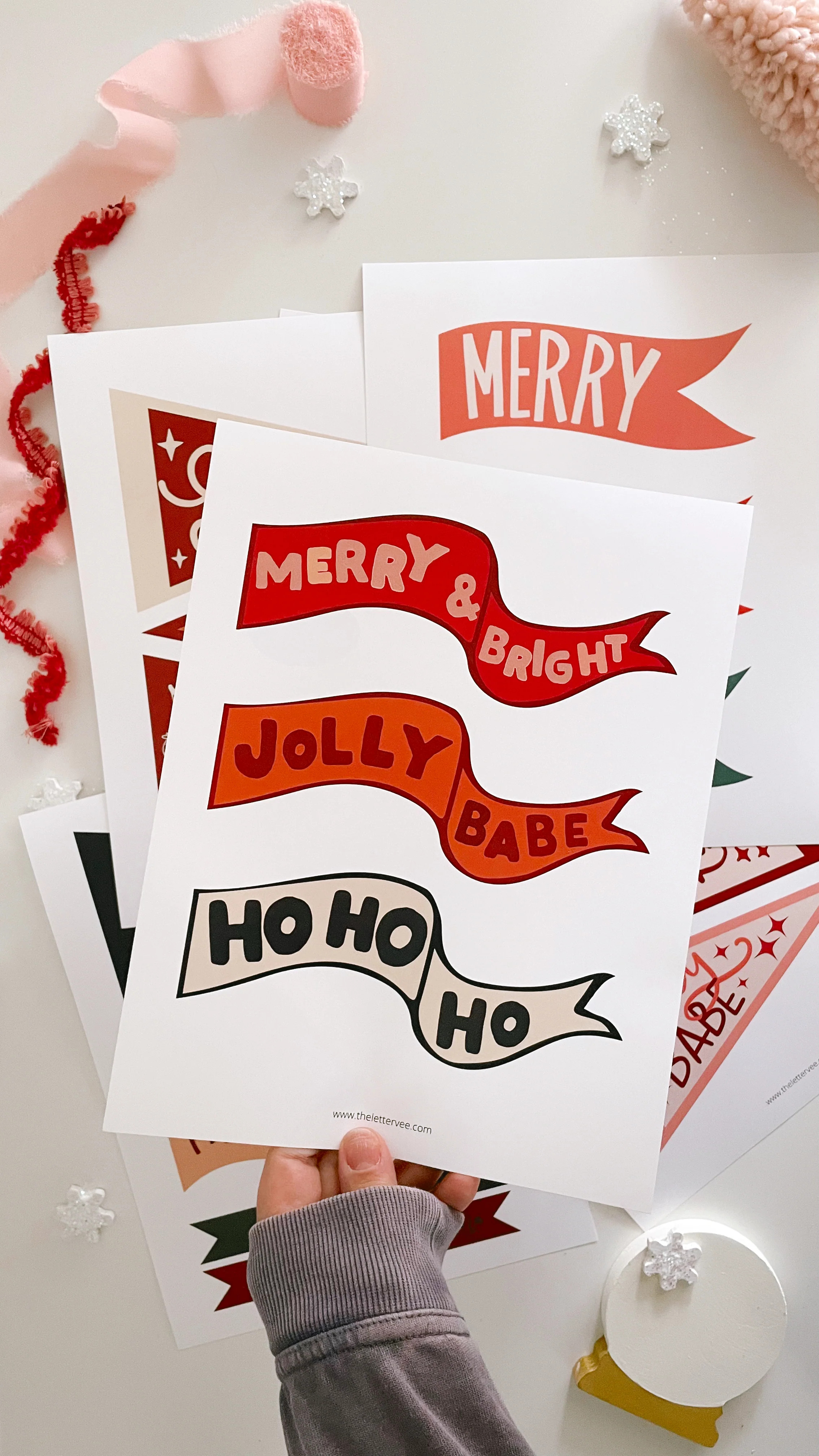 Christmas tags and flags | Printable tags | The Letter Vee