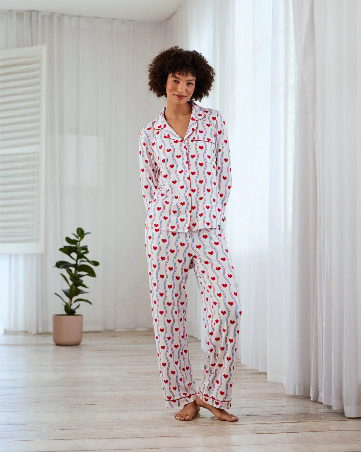 Wavy Stripe Heart Print Long Pyjama Set | Chelsea Peers NYC