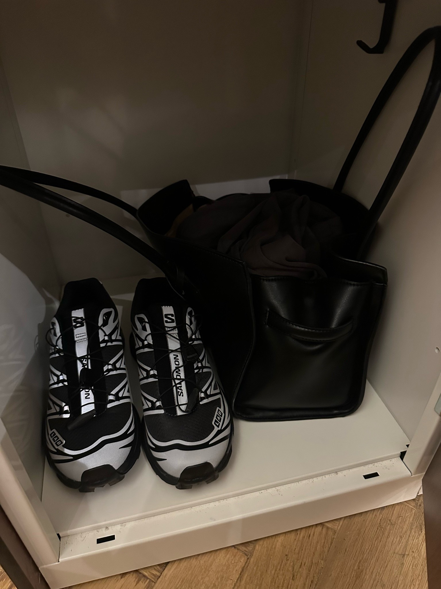 The most comfortable trainers 

Salomon XT-6 trainers
Black and silver trainers 
Hiking trainers

#LTKootd #LTKgrwm
