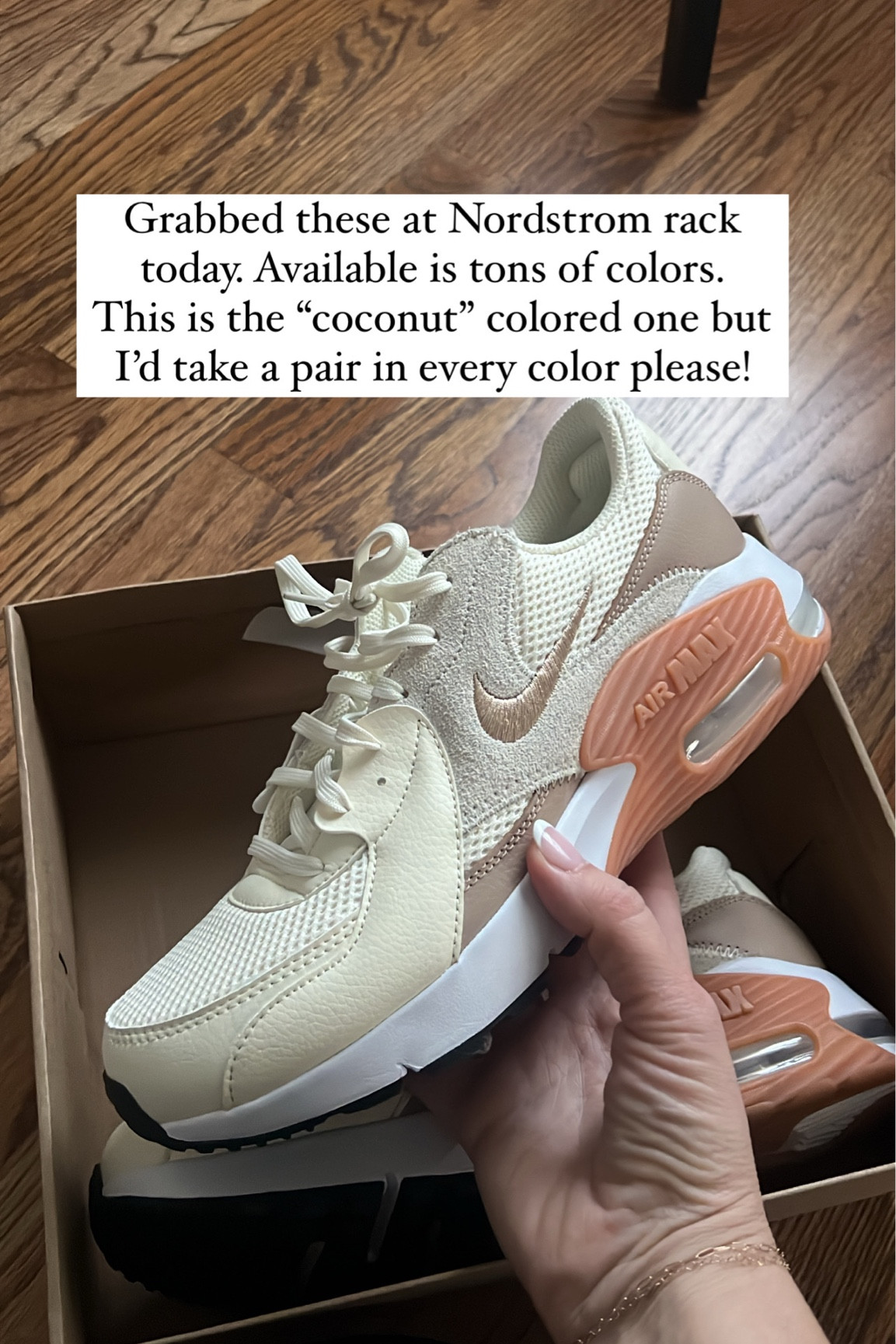 Fit TTS. Stocked in all colors/sizes right now 🏃🏻‍♂️🏃🏻‍♂️🏃🏻‍♂️ #shoes #sneakers #nike 

👇🏻👇🏻ignore the thumbnail photo below! That’s them I promise! Tons of colors!! 
