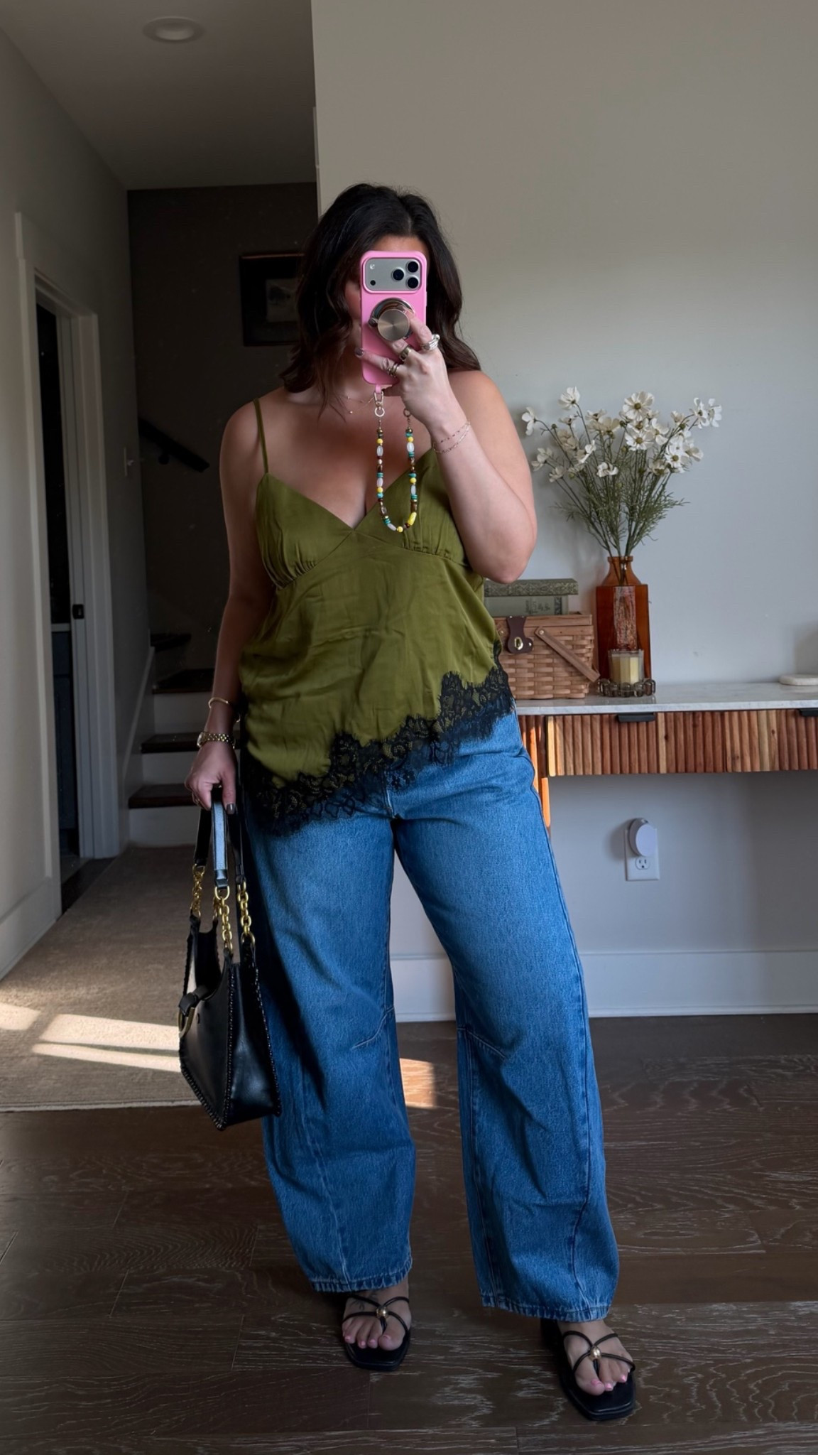 Size 32 in jeans and OMG they’re perfect!! So comfy and vintage and the perfect Jean! XL in the tank!

#LTKootd #LTKgrwm #LTKdayinmylife