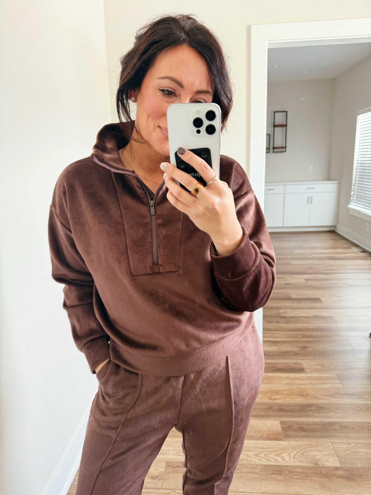 TARGET 🎯 TUESDAY 
• medium top
• medium joggers - weird fit on me 
• clogs run big, size down 


#LTKHoliday #LTKootd #LTKStyleTip