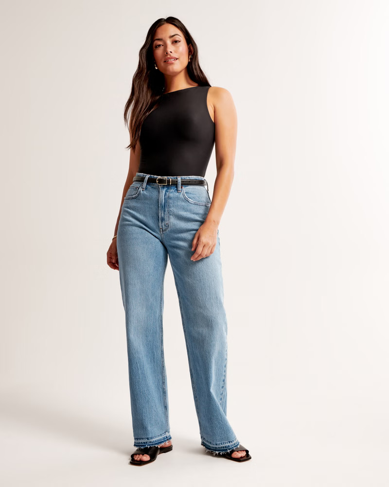 Curve Love High Rise 90s Relaxed Jean | Abercrombie & Fitch (UK)