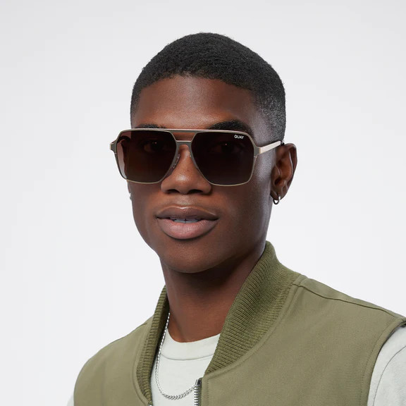 BACKSTAGE PASS | Quay Australia