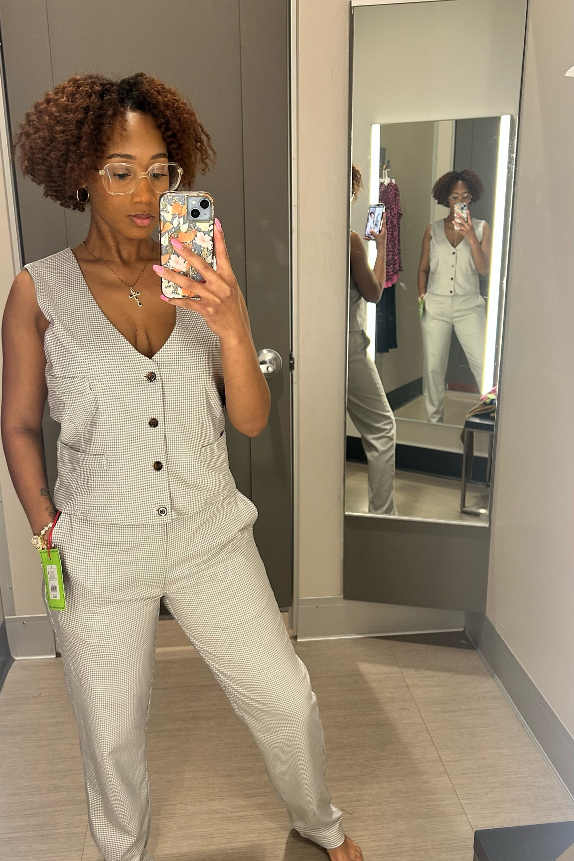 Houston White suit

#LTKWorkwear #LTKFindsUnder50 #LTKStyleTip