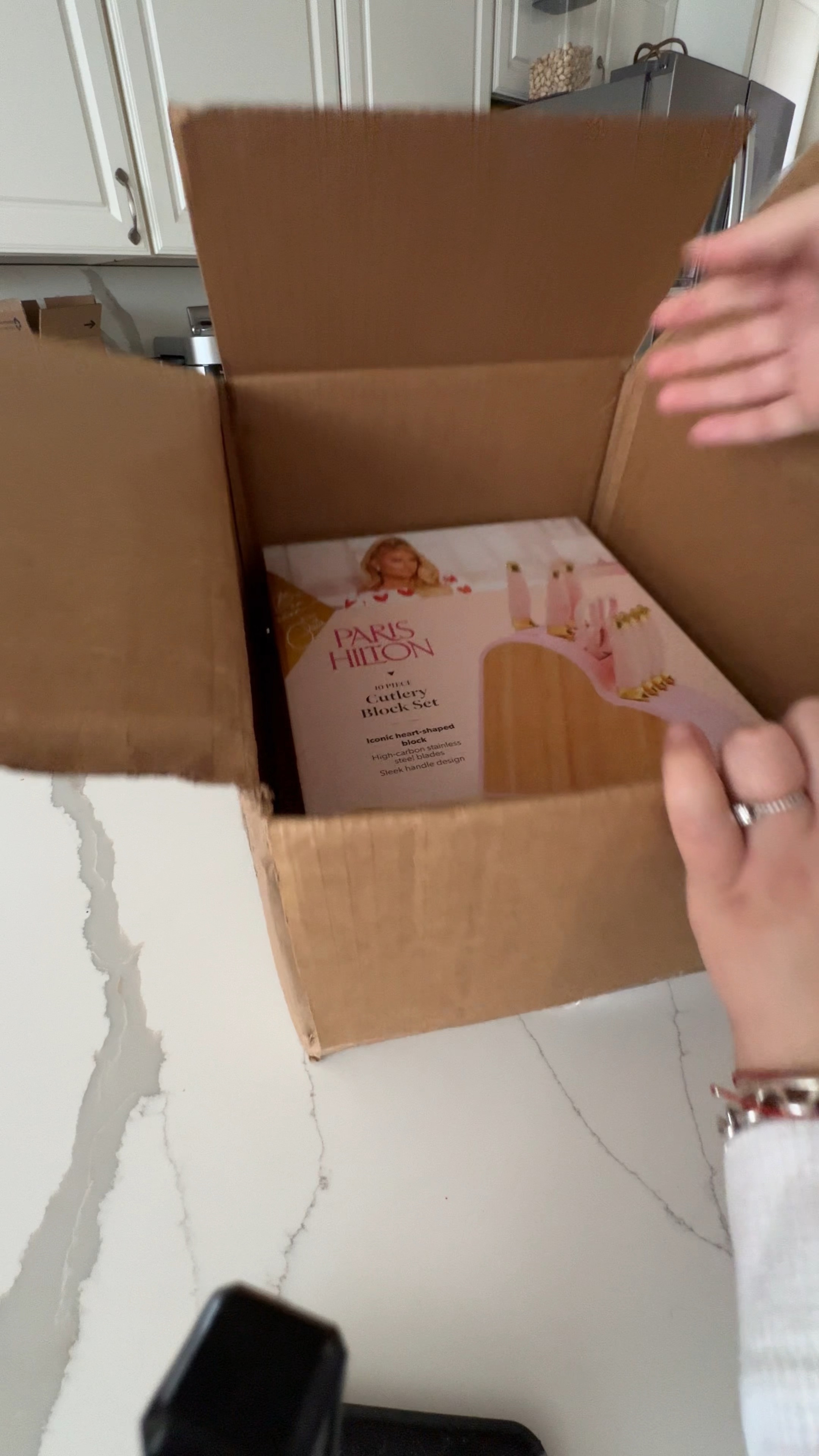 The cutest pink knife set 🎀🩷

#LTKfamily #LTKVideo #LTKhome