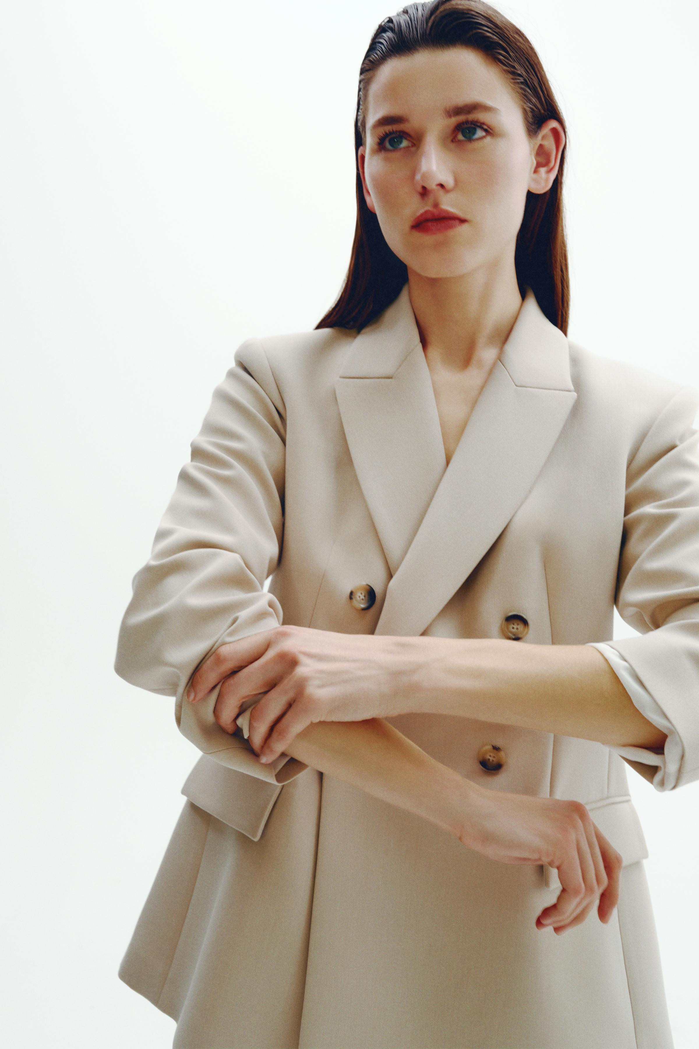 STRAIGHT DOUBLE-BREASTED BLAZER | Zara UK