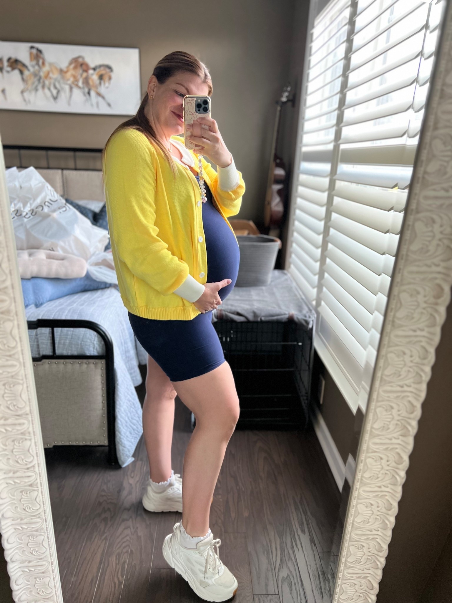 37 weeks and we’re living in spandex😅. No, but this is so comfy and one of my favorite current outfits. Easy to throw on and go with a sweater and sneaks and feel put together.



#LTKBump #LTKBaby