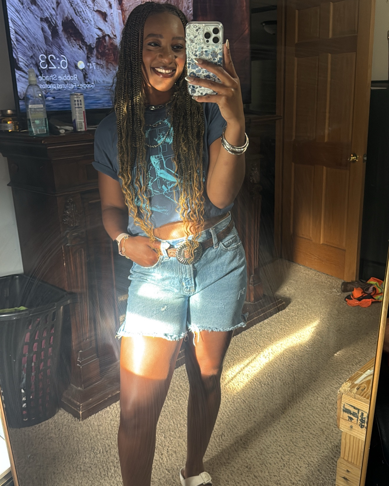 We love a thrifted fit 🤭✨