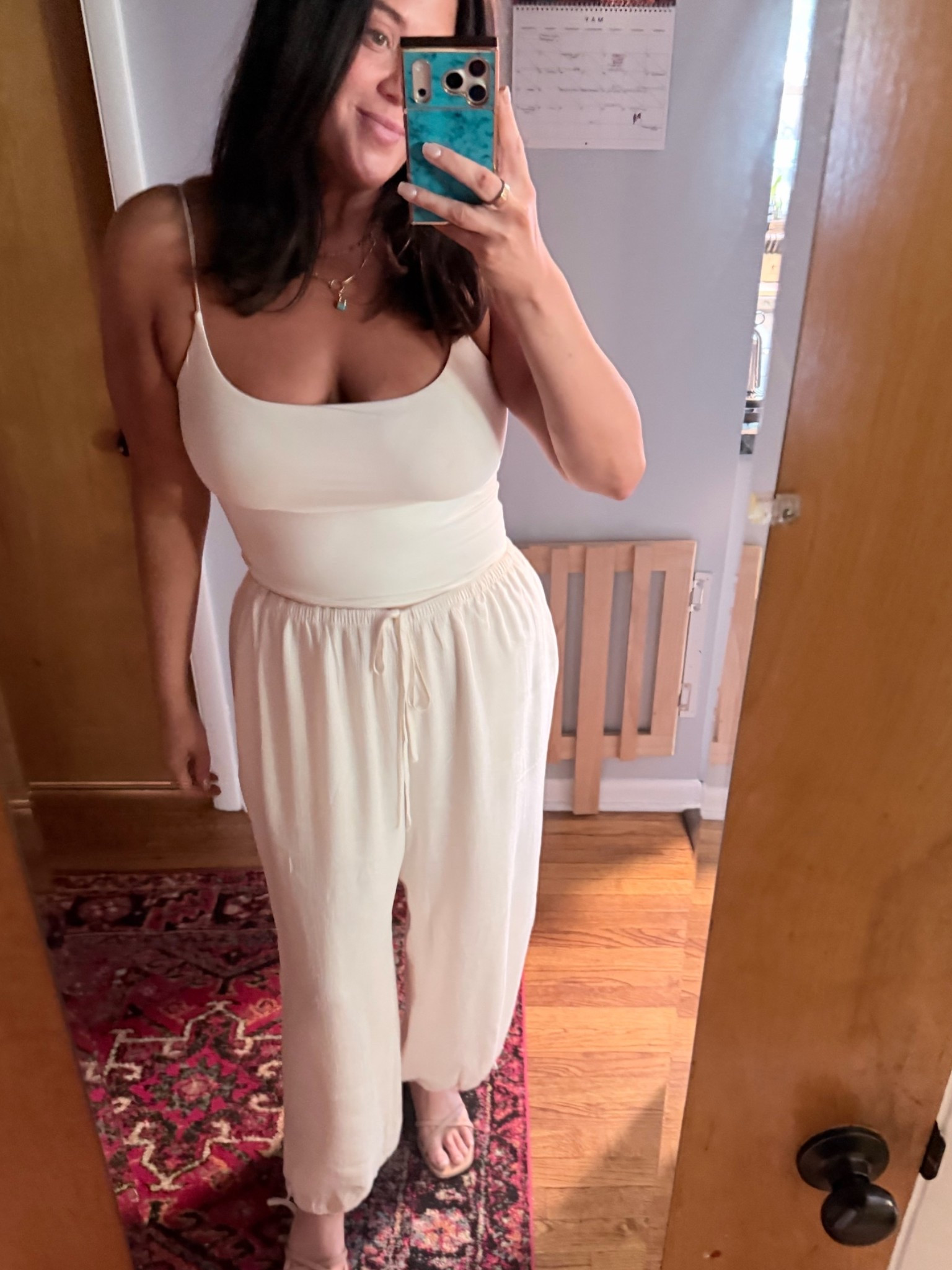 Abercrombie pants can be loose wide leg flowy or joggers. Very cute!