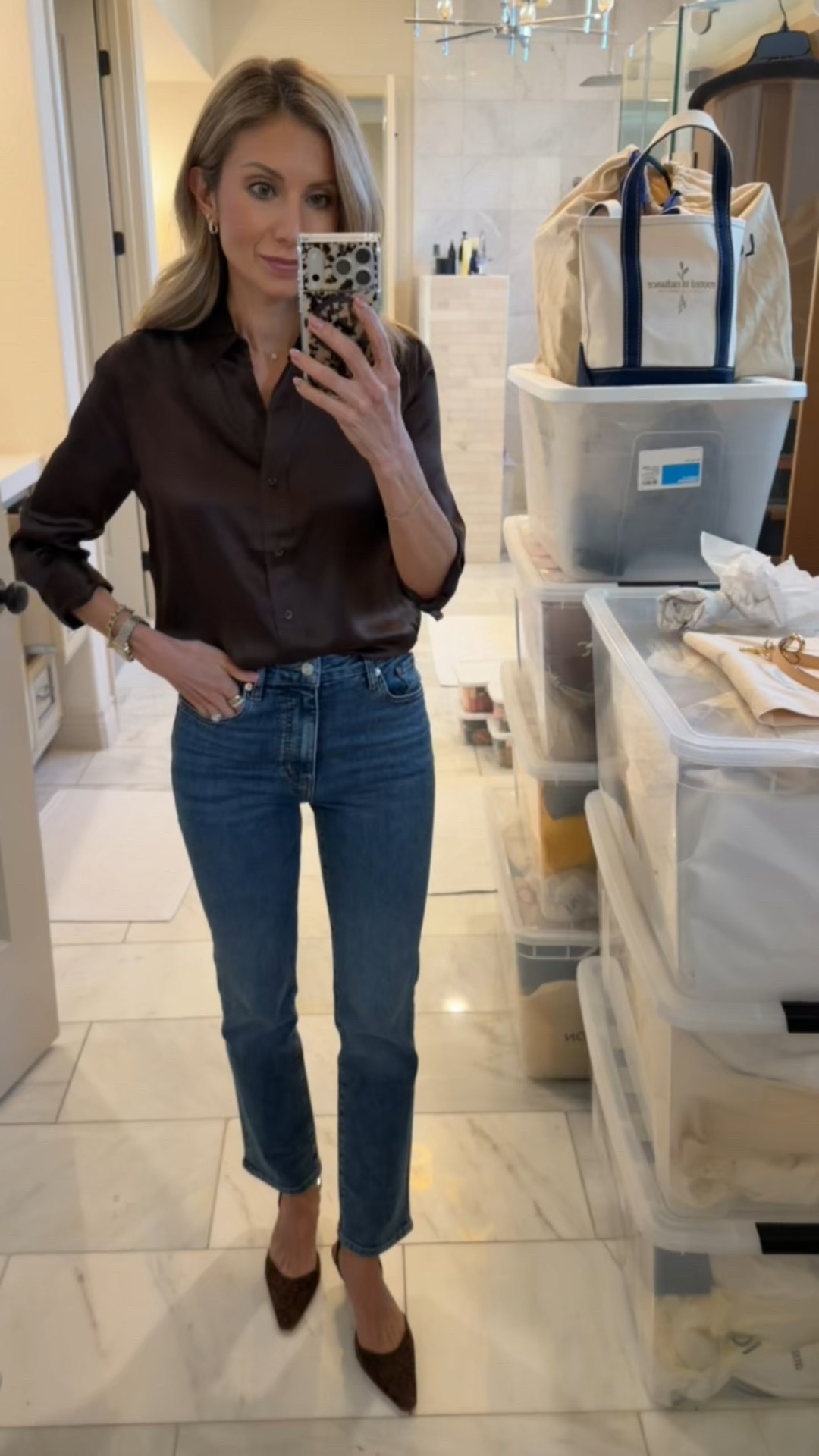 Outfit Look✨
Top - xs
Jeans - 25


#LTKOver40 #LTKPetite