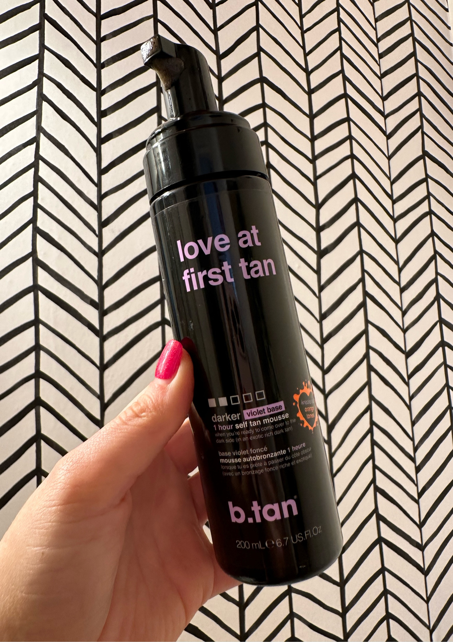 Saving my life pre-wedding! It works fast + does not look orange AT ALL!

#LTKbeauty #LTKwedding #LTKfindsunder50