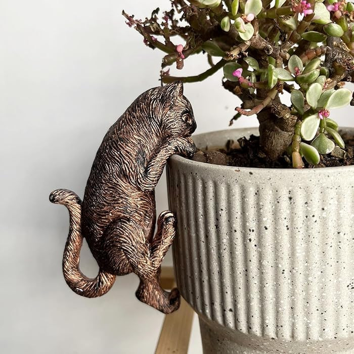 Vintage Bronze Climbing Cat Statue Flower Pot and Vase Hugger Figurines Terrarium Planter Edge De... | Amazon (US)