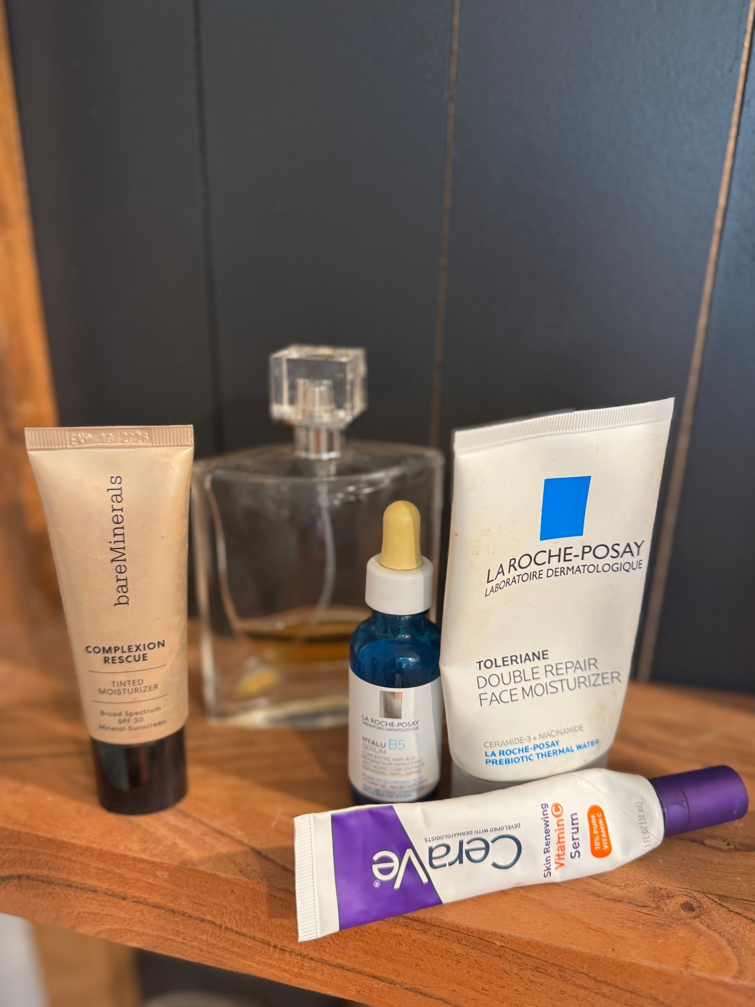 Beauty favs I keep reaching for ✨

My go-to perfume that I always get compliments on, and my everyday skincare lineup that keeps my skin glowy + hydrated.

Featuring:
• Hyaluronic acid for that plump, hydrated look
• Vitamin C to brighten + even tone
• A rich moisturizer that sits so well under makeup
• Tinted SPF moisturizer (shade: Natural Pecan 05) for the easiest no-makeup glow

Easy, everyday staples that just work 🤍