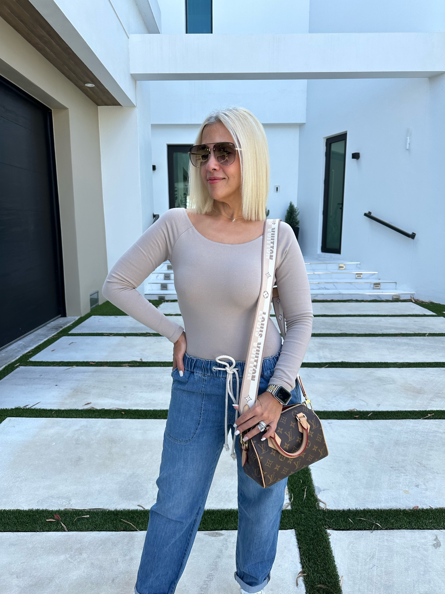Abercrombie bodysuit, j crew denim, Louis Vuitton speedy 20, speedy 20 neutral outfit 

#LTKstyletip #LTKfindsunder100 #LTKfindsunder50