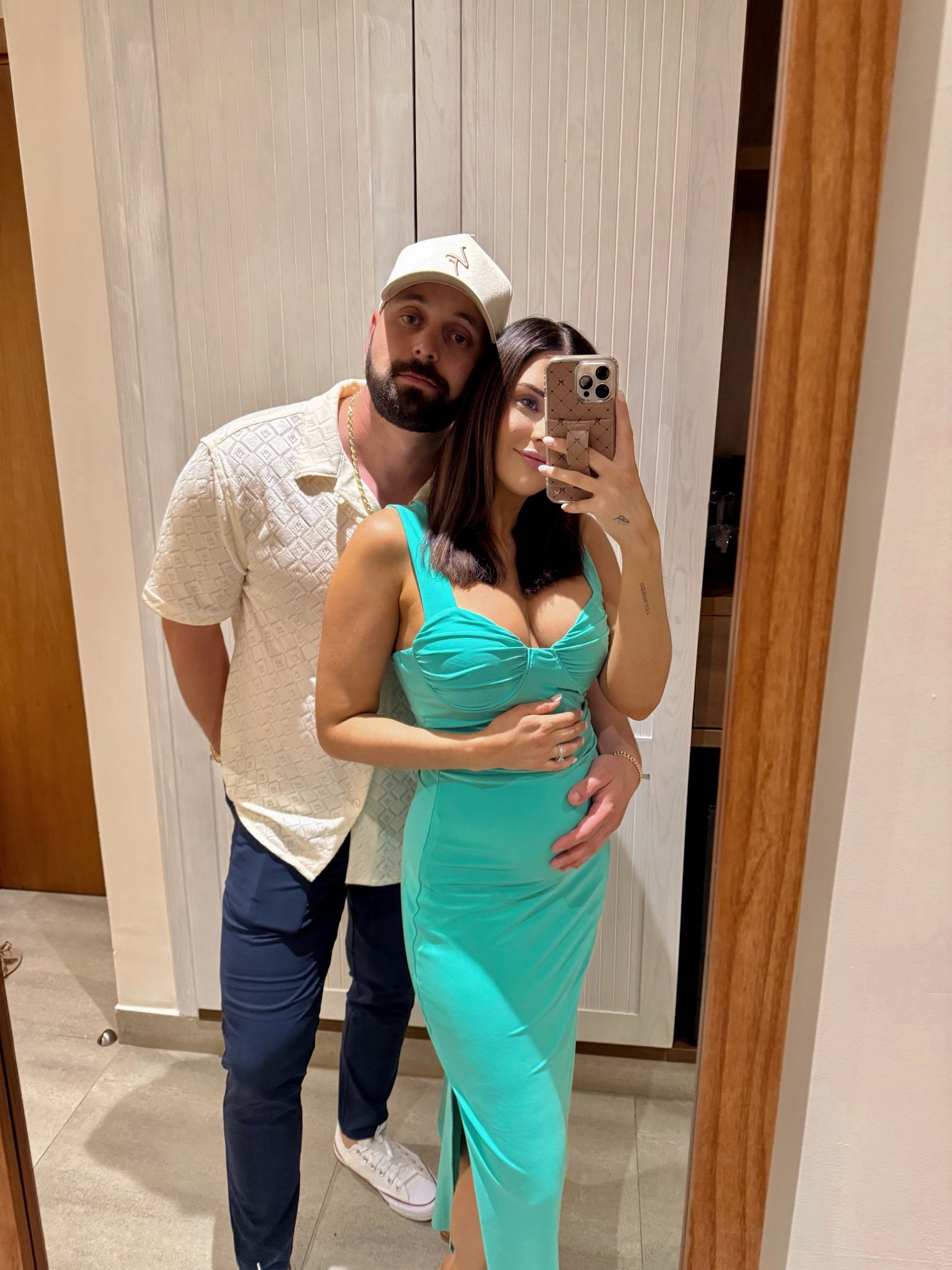 #Express #Vacation #Lululemon

#LTKTravel #LTKSummerEdit #LTKFindsUnder100