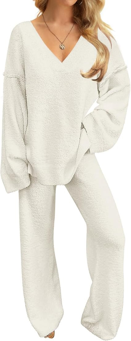 NORACORA Womens 2 Piece Fuzzy Fleece Lounge Sets Long Sleeve V Neck Pajama Set Fluffy Pjs Matchin... | Amazon (US)