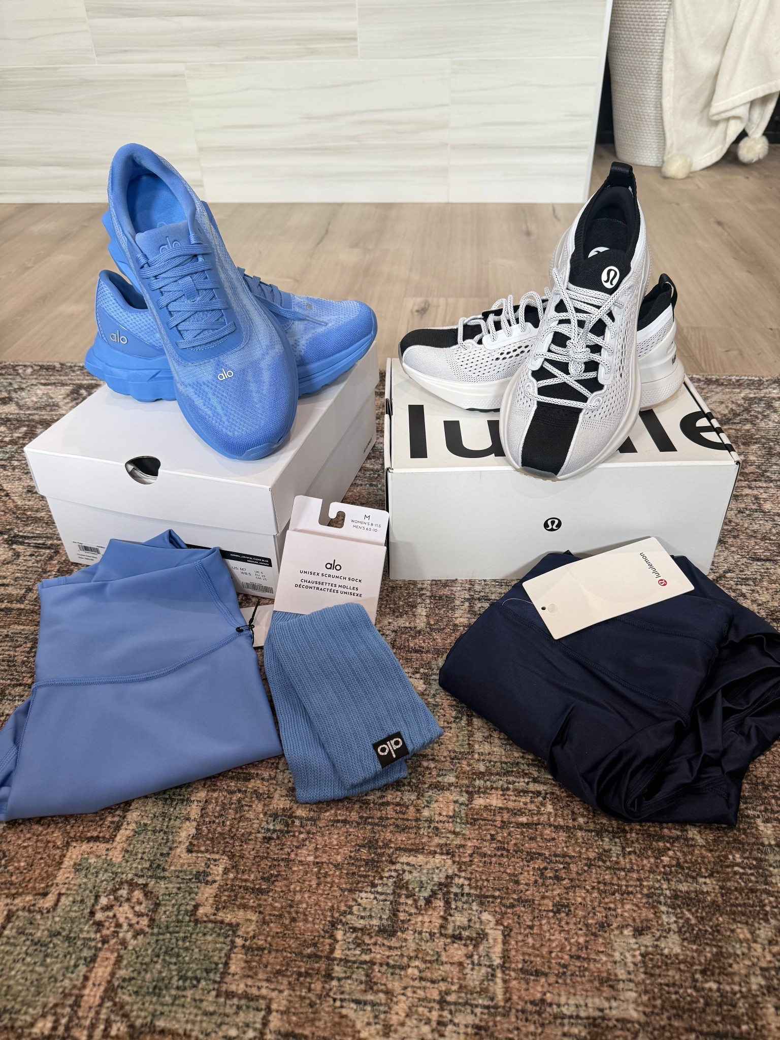 New ‘fits for the gym 💙

#LTKShoeCrush #LTKOver40 #LTKActive