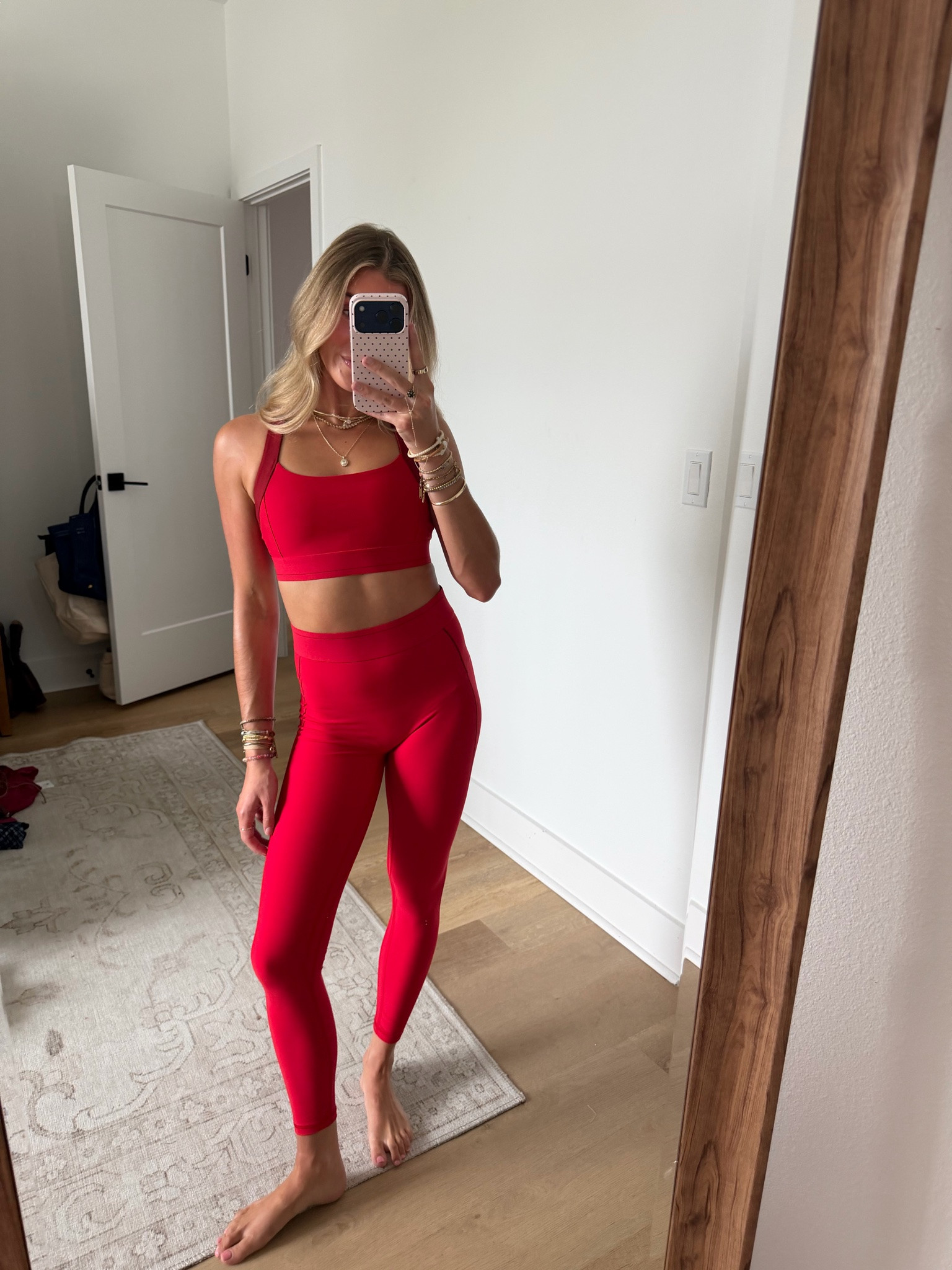 @abercrombie YPB Barry's sculptLUX T-Back Sports Bra size xs. YPB Barry's sculptLUX 7/8-Length Legging size xs.  Made in collaboration with the fitness experts at Barry's. Our T-back sports bra in our sculptLUX active fabric, great for high-impact workouts. Designed to hold you in, our sculptLUX fabric is compressive and supportive without being restrictive, as well as smoothing and sculpting without pinching. Features an elastic bottom band, contrasting strap accents and removable pads. Our ultra high rise active 7/8-length leggings in our active sculptLUX fabric. Designed to hold you in, our sculptLUX fabric is compressive and supportive without being restrictive, as well as smoothing and sculpting without pinching. Features a smoothing waistband with no top seam, no center front seam and flattering V-shaped back seaming detail.
