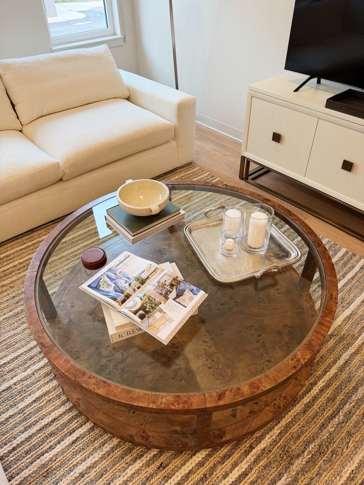 Townhome coffee table details 🤎