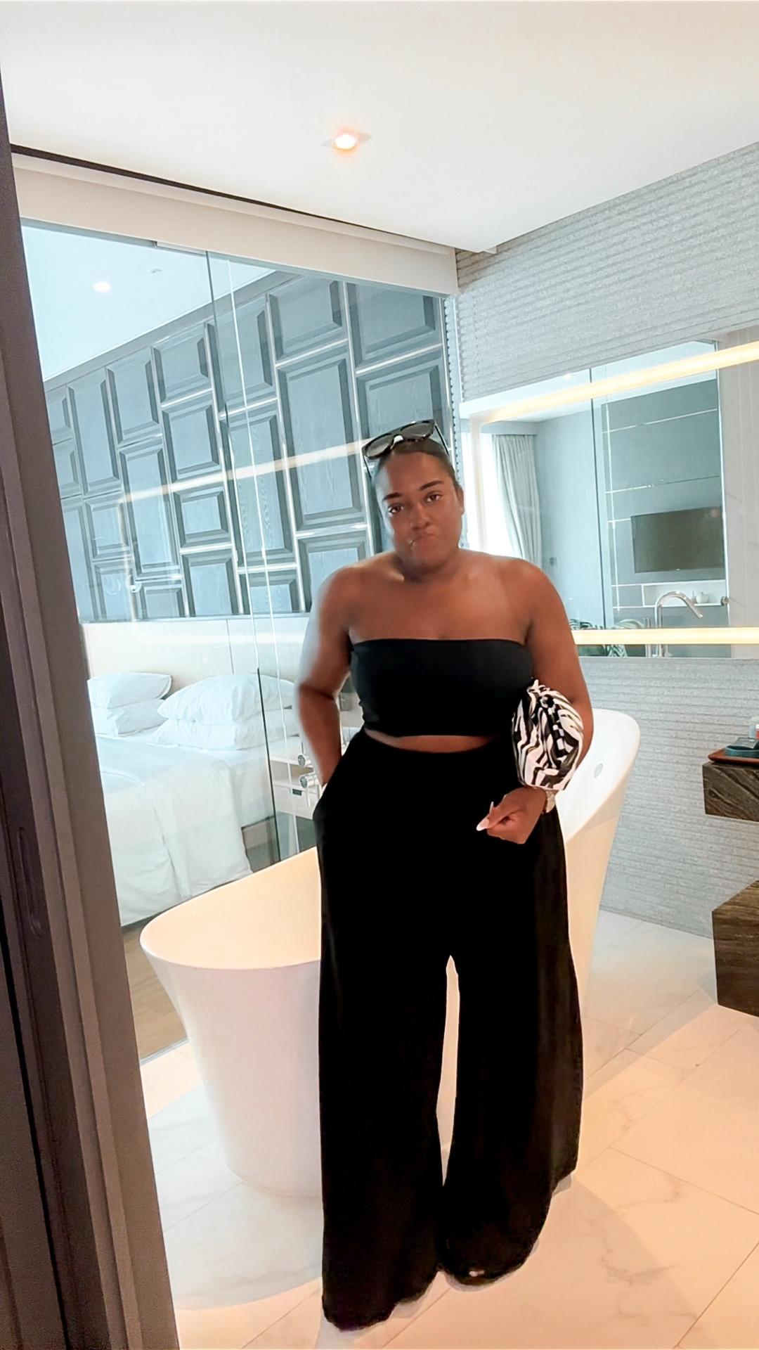 Another casual holiday outfit featuring this all black ensemble and some lovely black linens!

#LTKtravel #LTKuk #LTKcurves