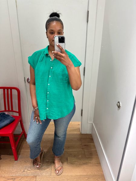 Catch me in these lightweight gauze tops all summer long! I LOVE the color! 
GAP sale currently 40% off everything + 10% off with GAP card online until 5/14. 

I got a size medium (pictured is large) 

Green top, summer outfit, vacation outfit, green shirt 


#LTKFindsUnder100 #LTKMidsize #LTKSaleAlert