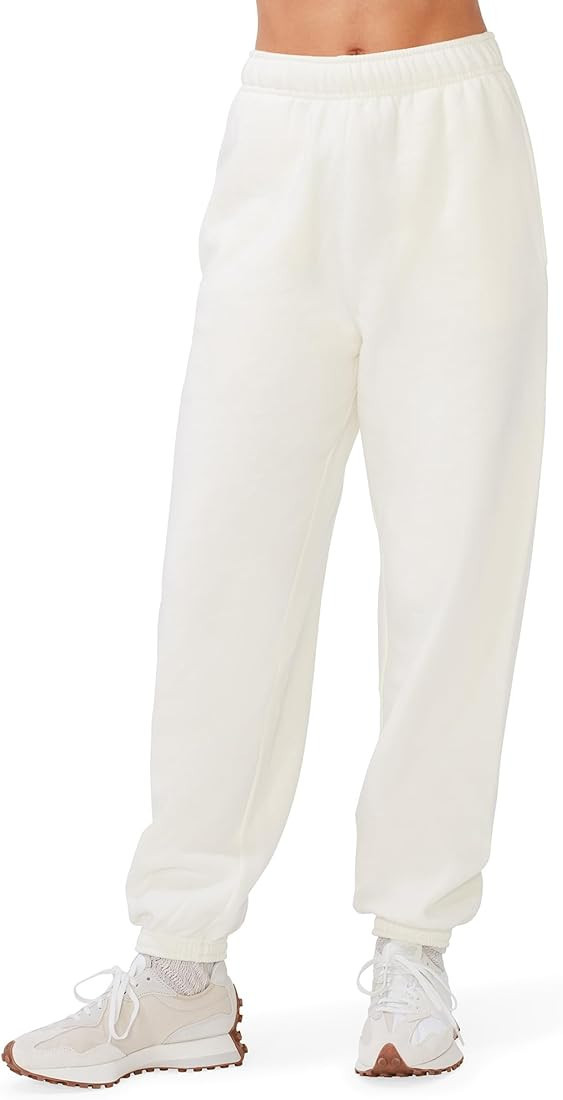 KUT & SO Womens Oversized Sweatpants – Premium Midweight Fleece Joggers – Cozy Loungewear Boy... | Amazon (US)