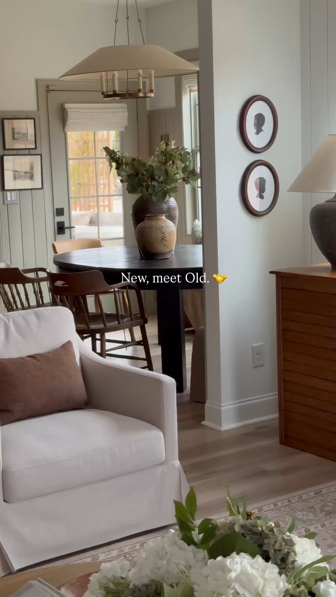 New and old meet again! ❤️
Living room, dining nook, kitchen nook, banquette, cozy kitchen 

#LTKHome