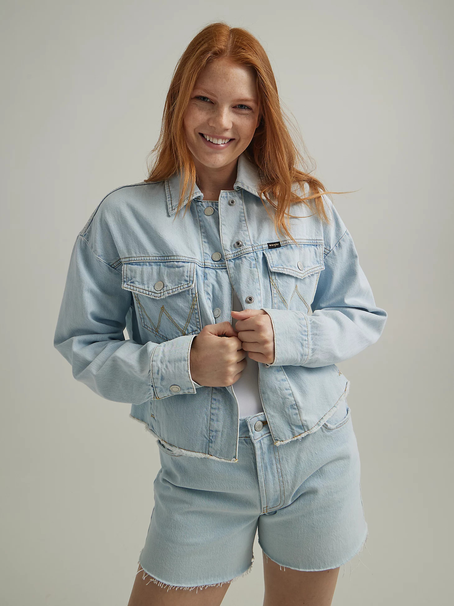 Women's Western Crop Shacket in Icy Shade | Wrangler