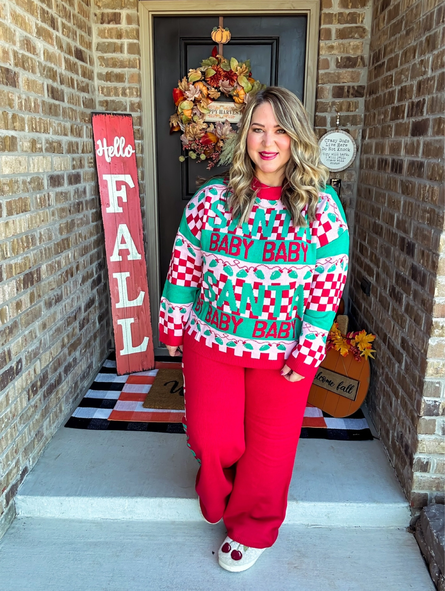 Top and pants both size xl tts
Slippers size up one size 

#LTKmidsize #LTKplussize #LTKHoliday