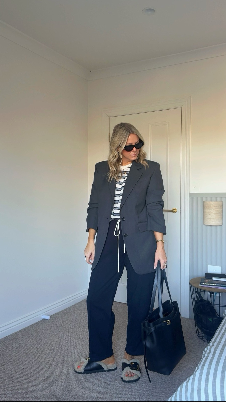 Casual Friday but make it polished and fabulous. I’m in a 12 in the trackpants, 10 in the tee and 12 in the blazer x

#LTKstyletip #LTKautumn #LTKaustralia