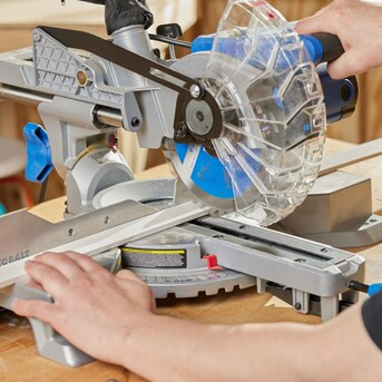 ReliaBilt  1-1/2-in x 8-ft Wood Lattice Moulding | Lowe's