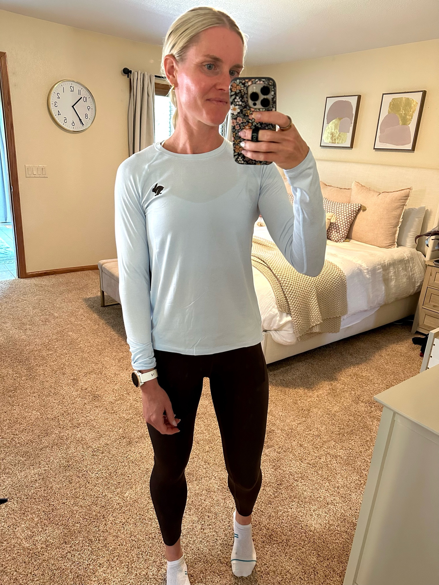 light blue long sleeve (super soft) + chocolate brown running tights from Rabbit

•XS in top + bottoms

#LTKOver40 #LTKActive #LTKSeasonal