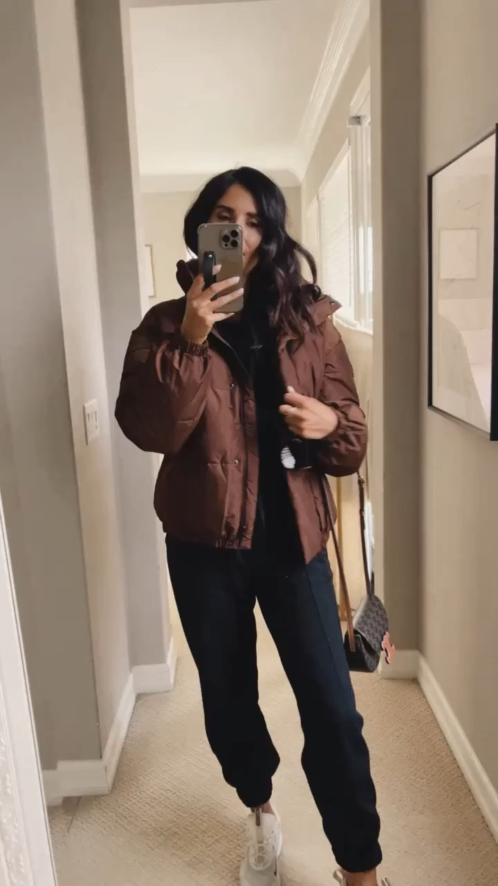 I’m just shy of 5’7 wearing the size small puffer jacket and size XS set, Amazon style, Amazon fashion, StylinByAylin 

#LTKSeasonal #LTKstyletip #LTKunder100