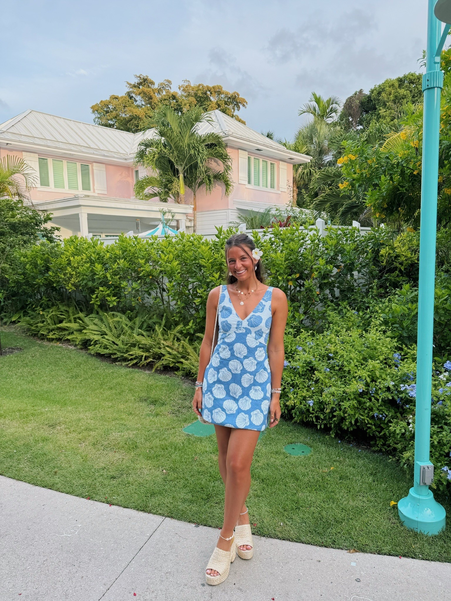 shoes are dolce vita but sold out so linking similar pair from Amazon! @abercrombie + #abercrombiepartner 

#LTKSummerEdit 

#LTKSeasonal #LTKStyleTip