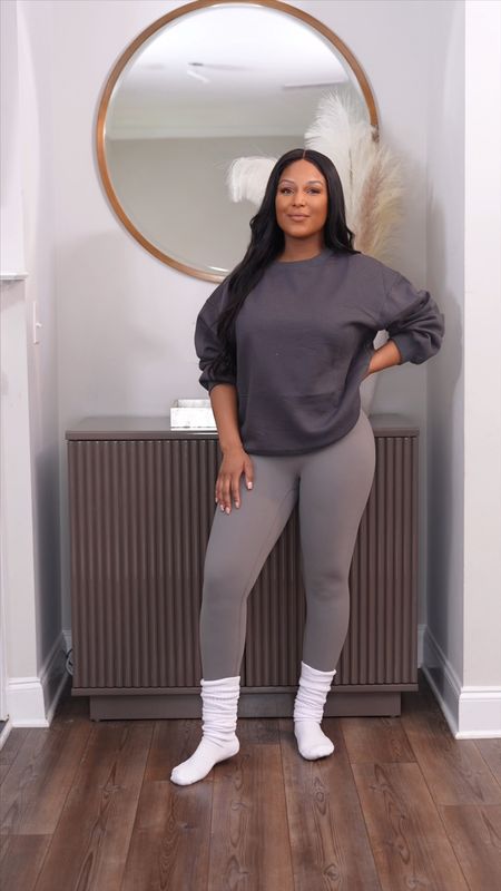 Amazon comfy loungewear! Y’all know I love anything comfy and athletic wear 💃🏾

I’m wearing size M in the sweatshirt and S in the leggings 

Amazon outfit, Amazon comfy outfit, Amazon leggings, Amazon loungewear 