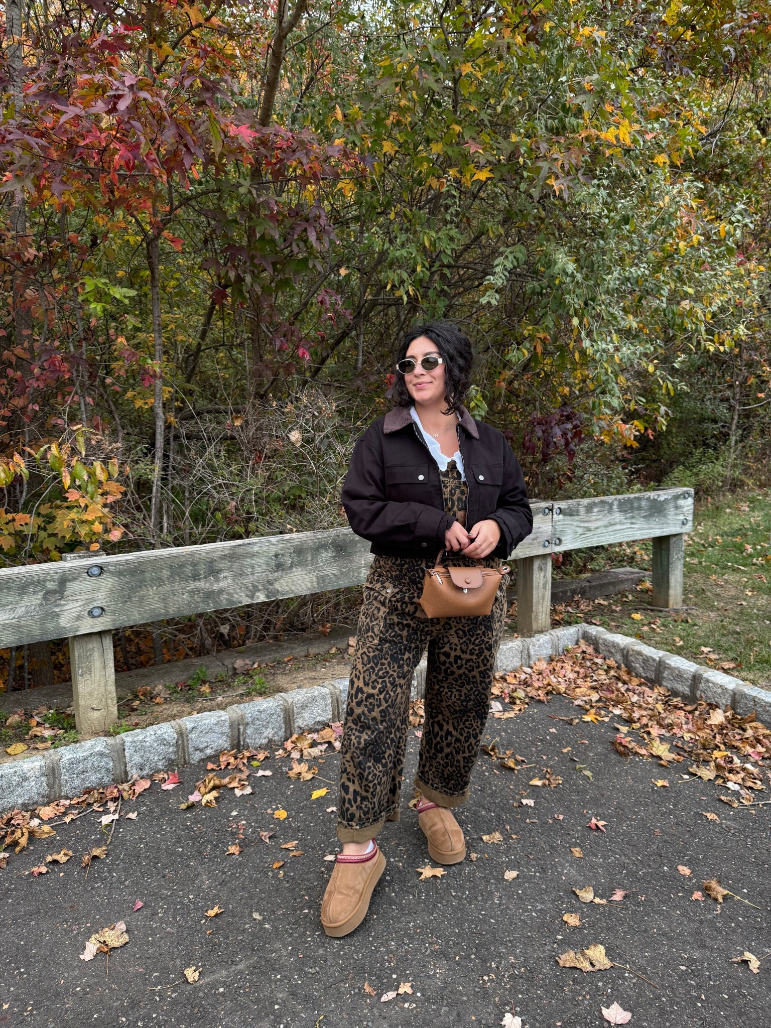 Sunglasses & top- Primark
Bag, shoes & overalls- Amazon
Jacket- Walmart 

#LTKSeasonal #LTKFindsUnder50 #LTKShoeCrush