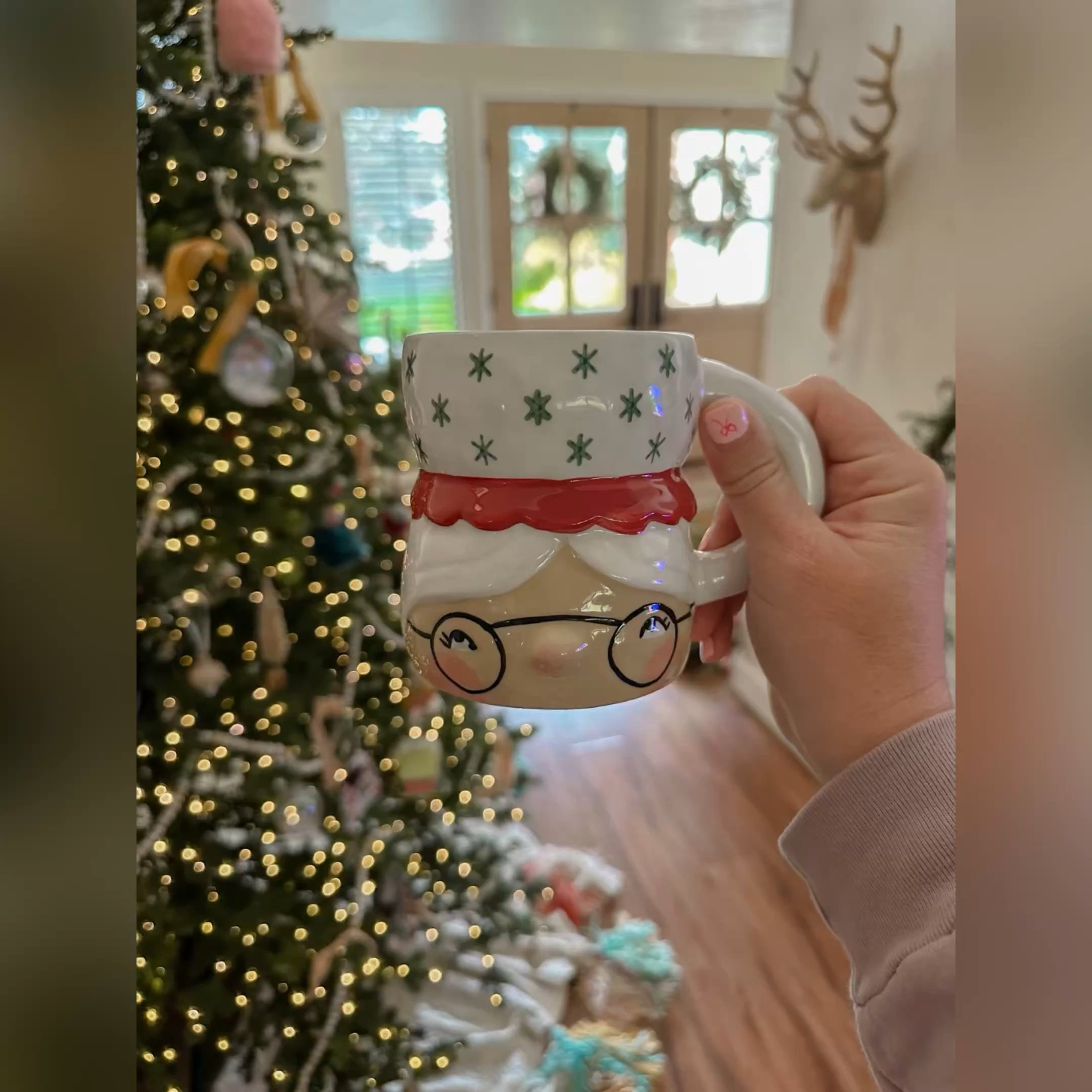 You’re looking for simple, cute crafts for girl’s night and then you find my page 🫶🏻

#LTKWatchNow #LTKSeasonal #LTKHoliday