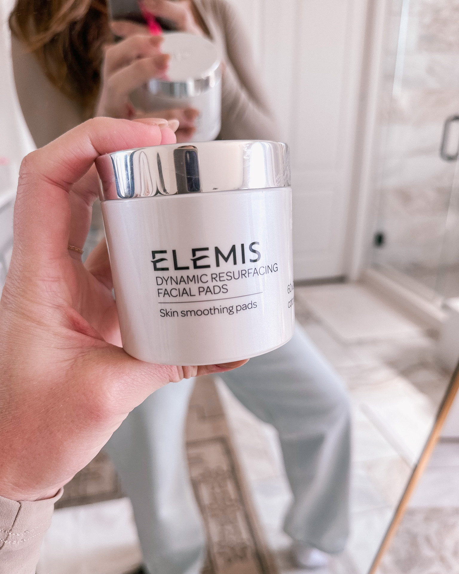 These dynamic resurfacing facial pads are ah-maz-ing!! 🙌🏼 

Skincare; mature skin; exfoliate 

#LTKSale #LTKbeauty #LTKtravel