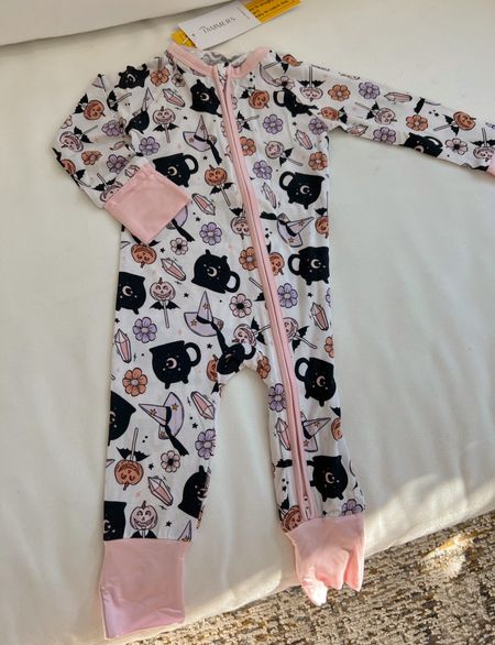 Baby girl toddler girl Halloween pajamas 👻 



#LTKFind #LTKbaby
