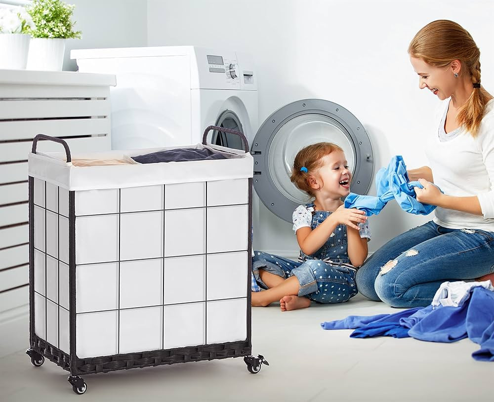 Hermina Laundry Hamper with Divided Liner Bag, White (23.4x14.2x29.1 inches, 29 Gallons, 55 lbs) ... | Amazon (US)