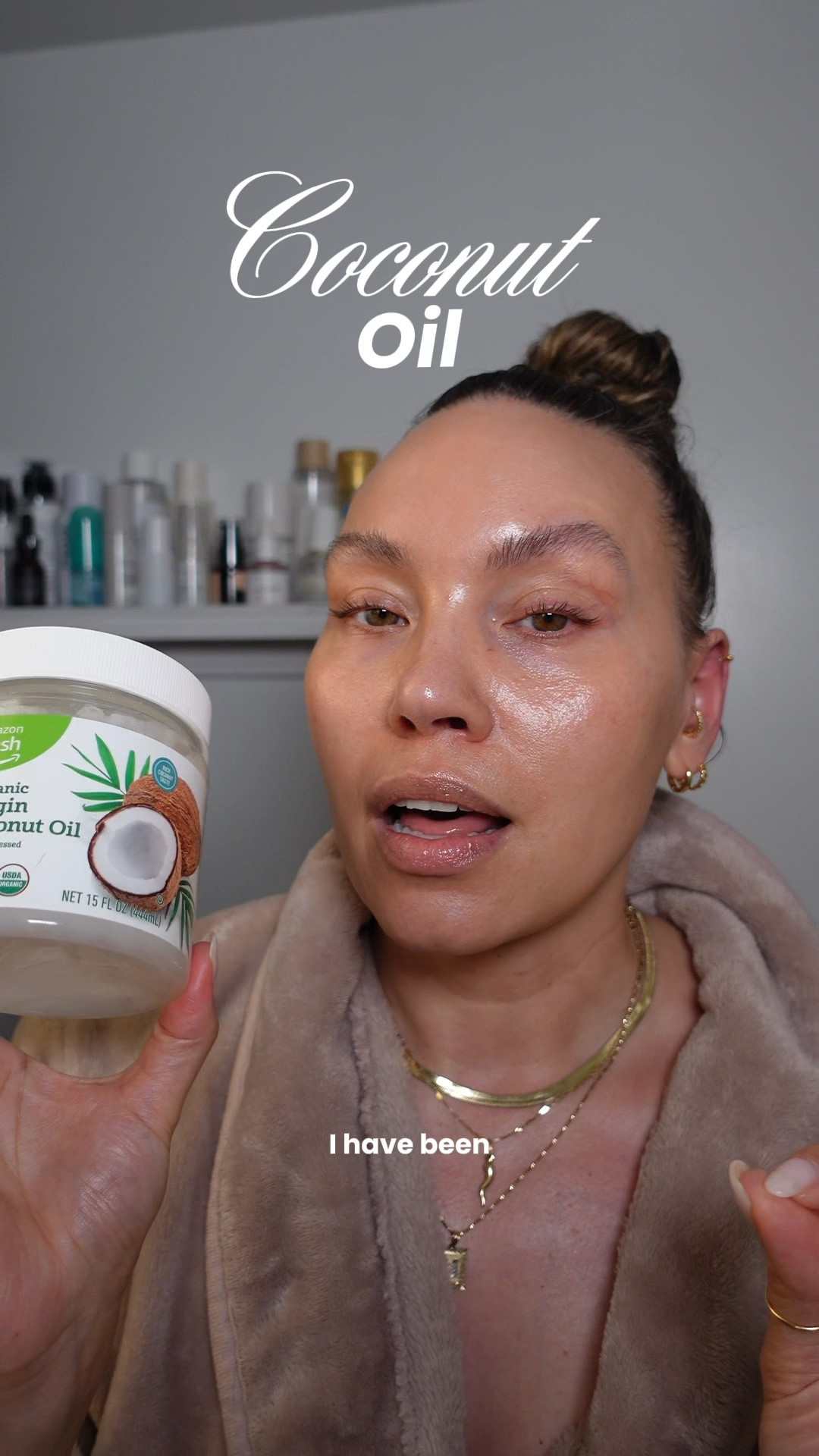 My Favorite Beauty Hacks Part 2: Coconut Oil + Castor Oil Edition ✨

Coconut oil is an OG in my routine—I’ve been slathering it on for over a decade. I love the fresh, nutty scent and how it gives my skin that first hit of hydration before I layer on lotion.

But adding castor oil lately? Game-changer. My bodycare routine seriously leveled up.

My current trifecta: 🧼 Exfoliating washcloth 🥥 Coconut oil 💧 Castor oil

And can we talk about lashes and brows?! I was so skeptical about castor oil’s hair growth hype, but this stuff made me a believer real fast.

What’s your bodycare MVP?
Dying to know 👀


#LTKOver40 #LTKBeauty