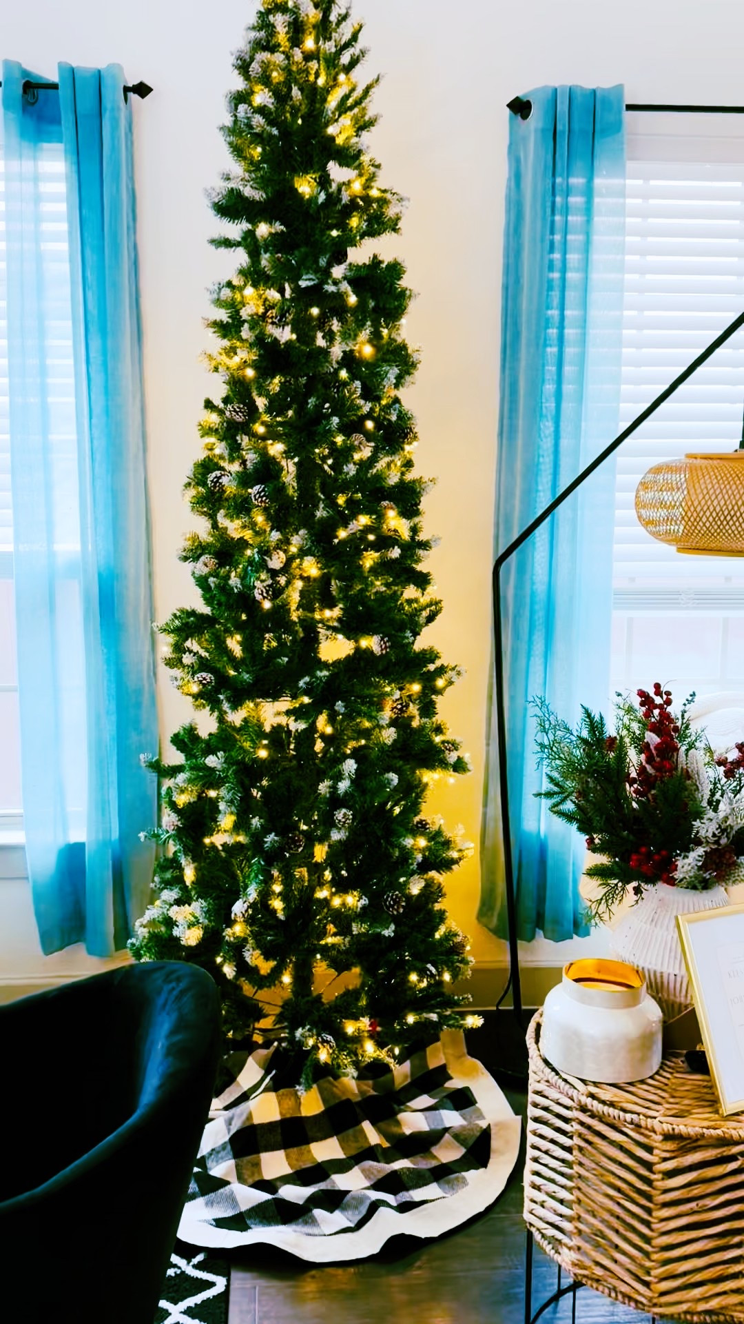 Over 55 empty nest holiday home 

#LTKHoliday #LTKHome #LTKOver40