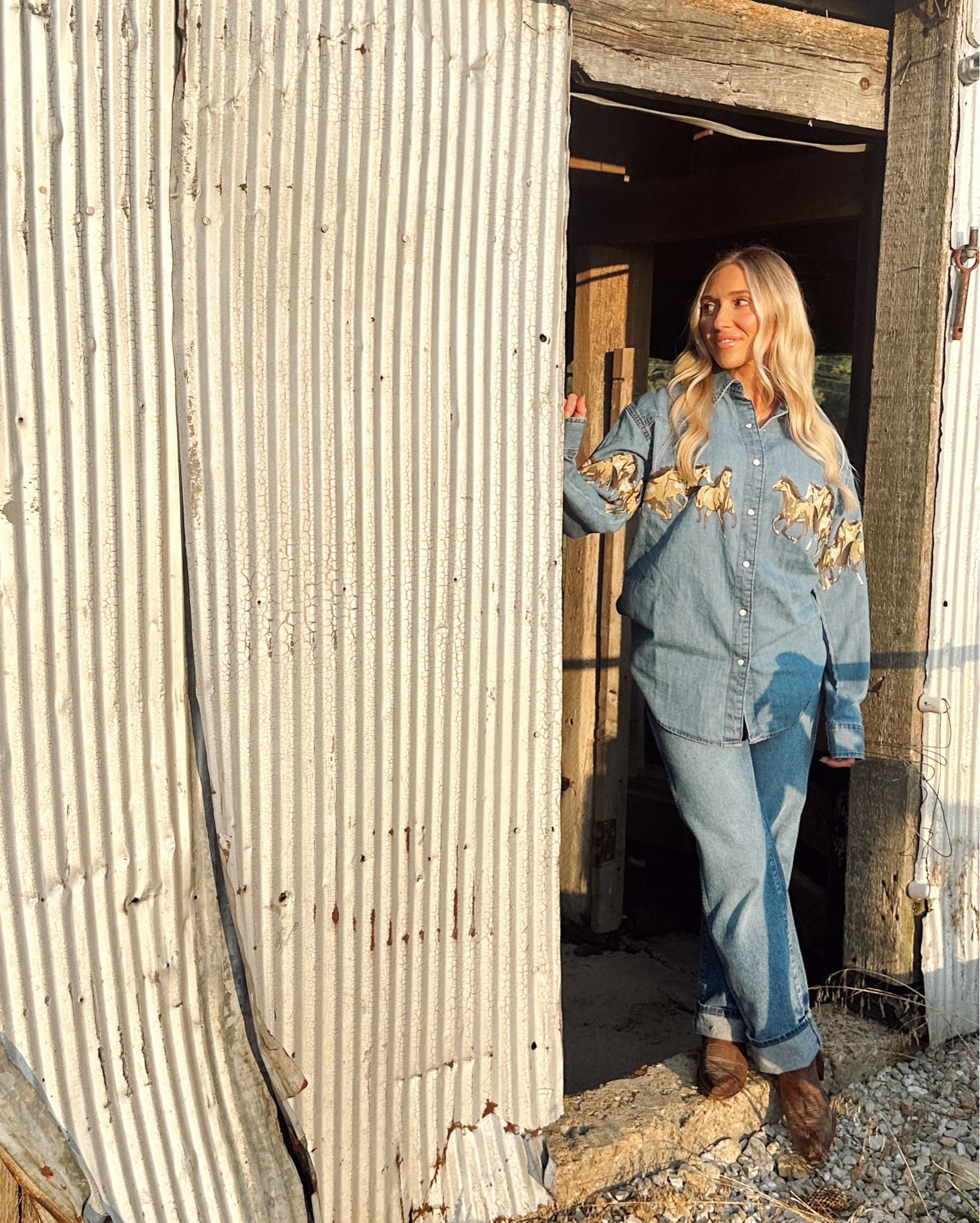 Fall style is officially here 🍂🤠 Partnering with @Wrangler to share the coziest Western-inspired staples for the season — think vintage-feel denim, oversized shackets, cozy fleece jackets, retro graphic tees, and flattering flare jeans that give all the leg-for-days energy. These are the pieces I’ll be reaching for on repeat all autumn + winter long — perfect for pumpkin patch days, coffee runs, or casual nights out. Everything is linked on my LTK so you can shop the exact fits ✨

#Wrangler #WranglerJeans #FallStyle #WesternStyle #BohoStyle #FlareDenim #FallOutfits #Shacket #FleeceJacket #GraphicTeeOutfit #FallWardrobeStaples #LTKFallFashion #LTKJeans
#LTKautumn 

#LTKSeasonal