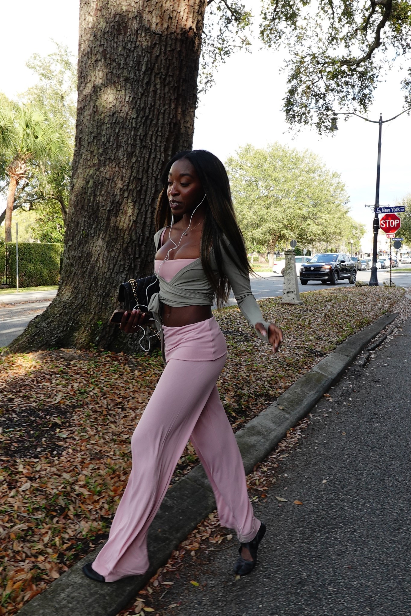 @Nike US  x skims 



#LTKootd #LTKfitnessgoals