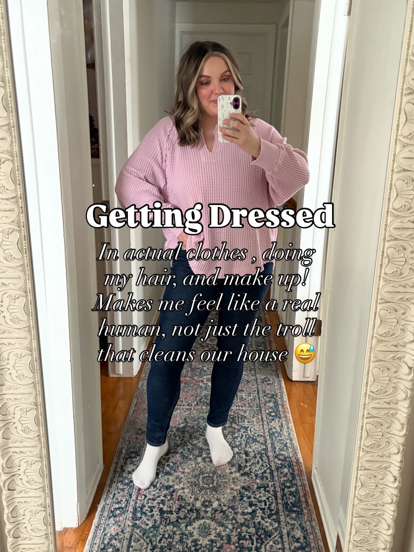 This is not the exact same top. But I did find one super similar that comes in quite a few colors! 


@Kohl's 



#LTKSaleAlert #LTKSeasonal #LTKMidsize