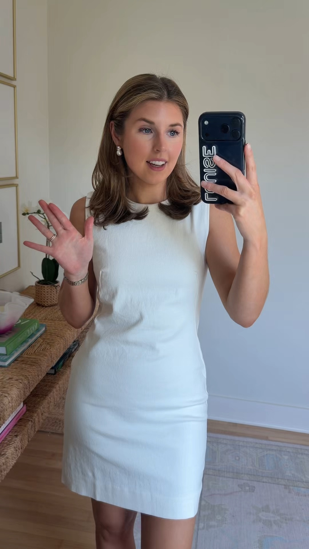 Classic white mini! Wearing a S