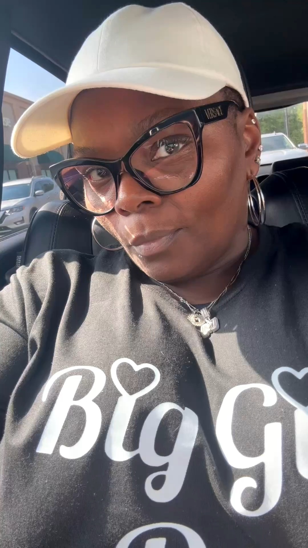 Big Girls do it better tee. #tee #plussizetops #plussizefashion #biggirls #ootdplussize

#LTKPlusSize #LTKootd #LTKWorkwear