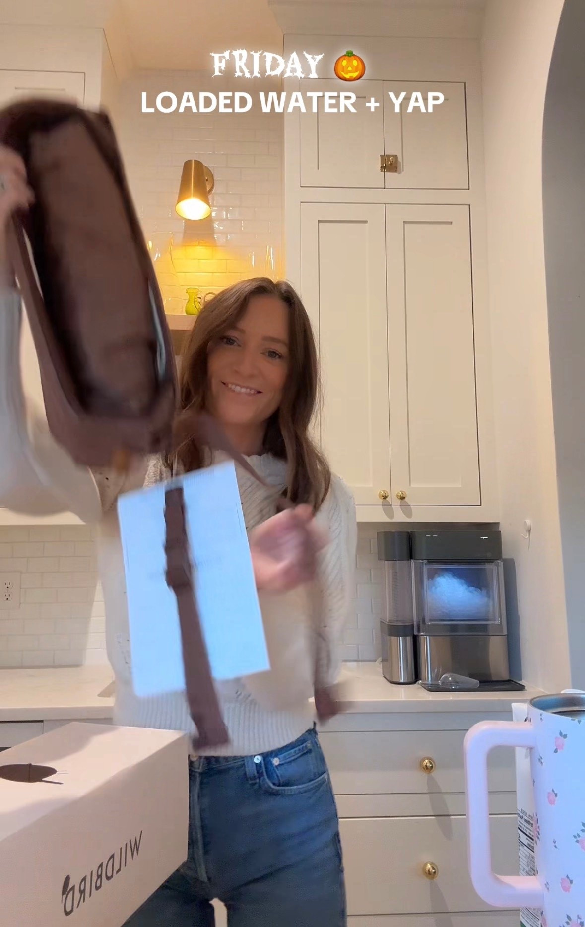 Use code DANA10 for $ off your wild bird aerial carrier! 

Sweater is Anthropologie that I rented from Nuuly. No link online 😓

Jeans are my FAVORITE 

#LTKBaby