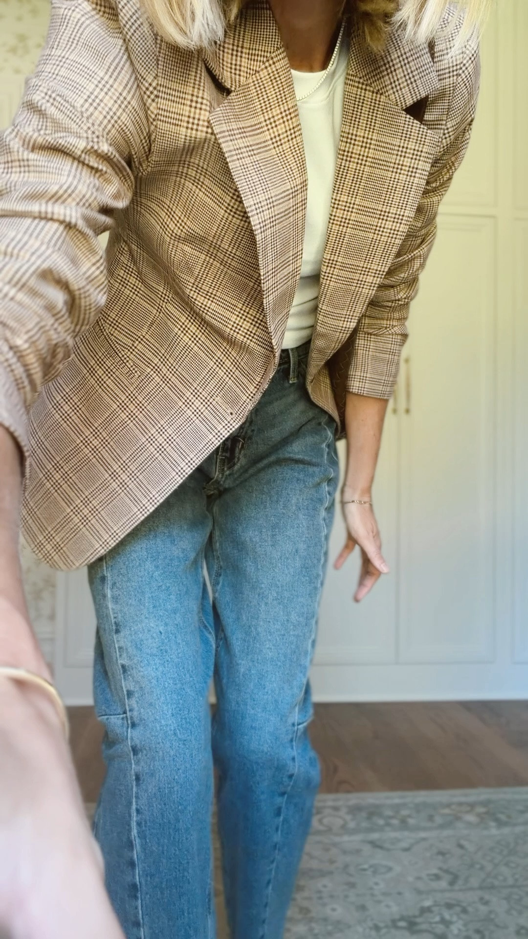 Size 2 in jeans 
Xs in blazer 
S in tee